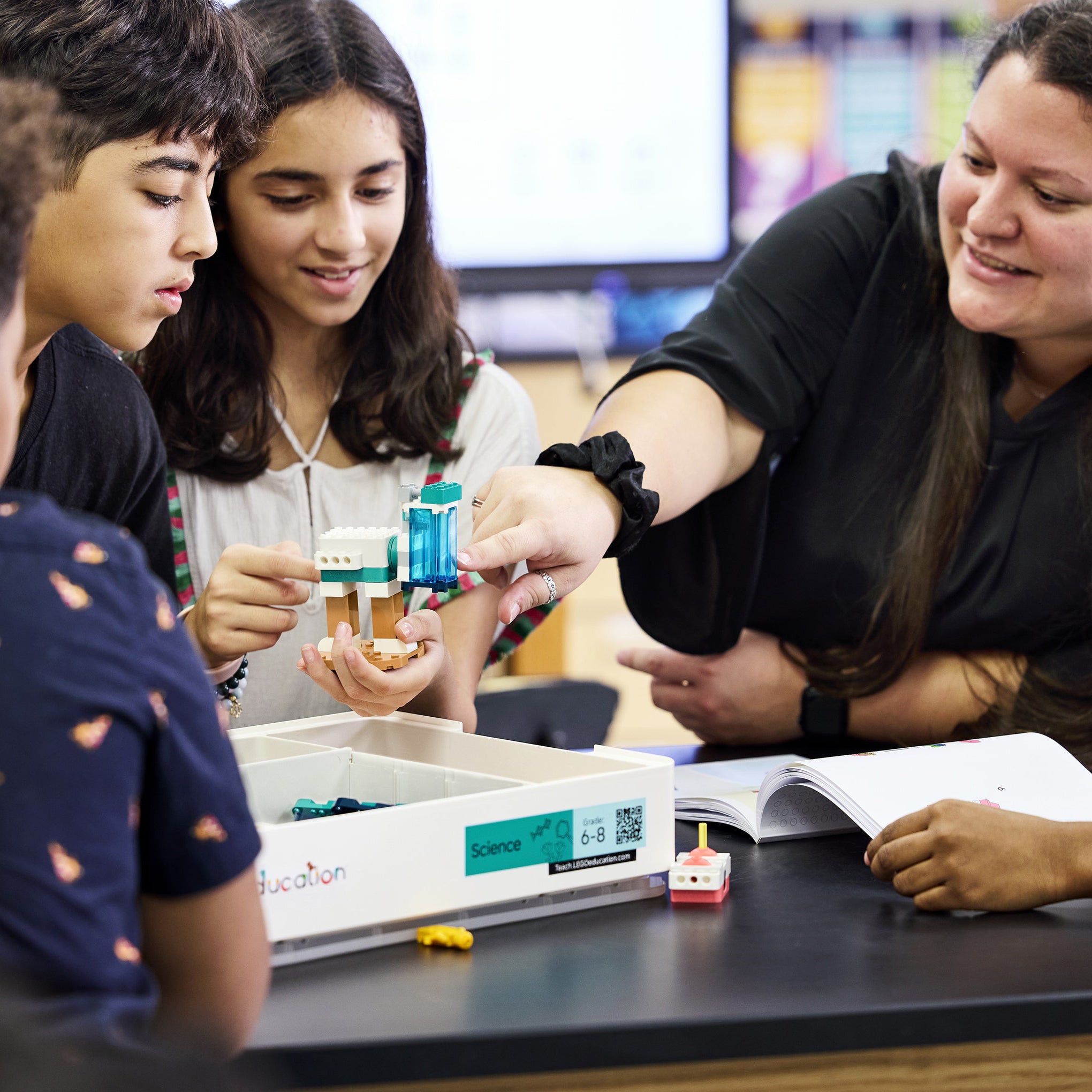 LEGO Education 45622 Science Kit 6-8 (Age 11+)