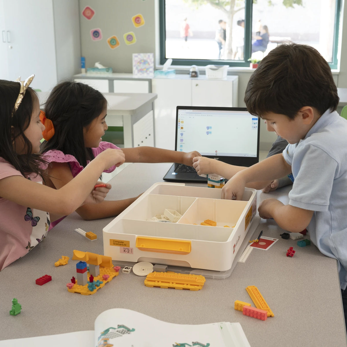 LEGO Education 45520 Computer Science & AI Kit for Age 5+