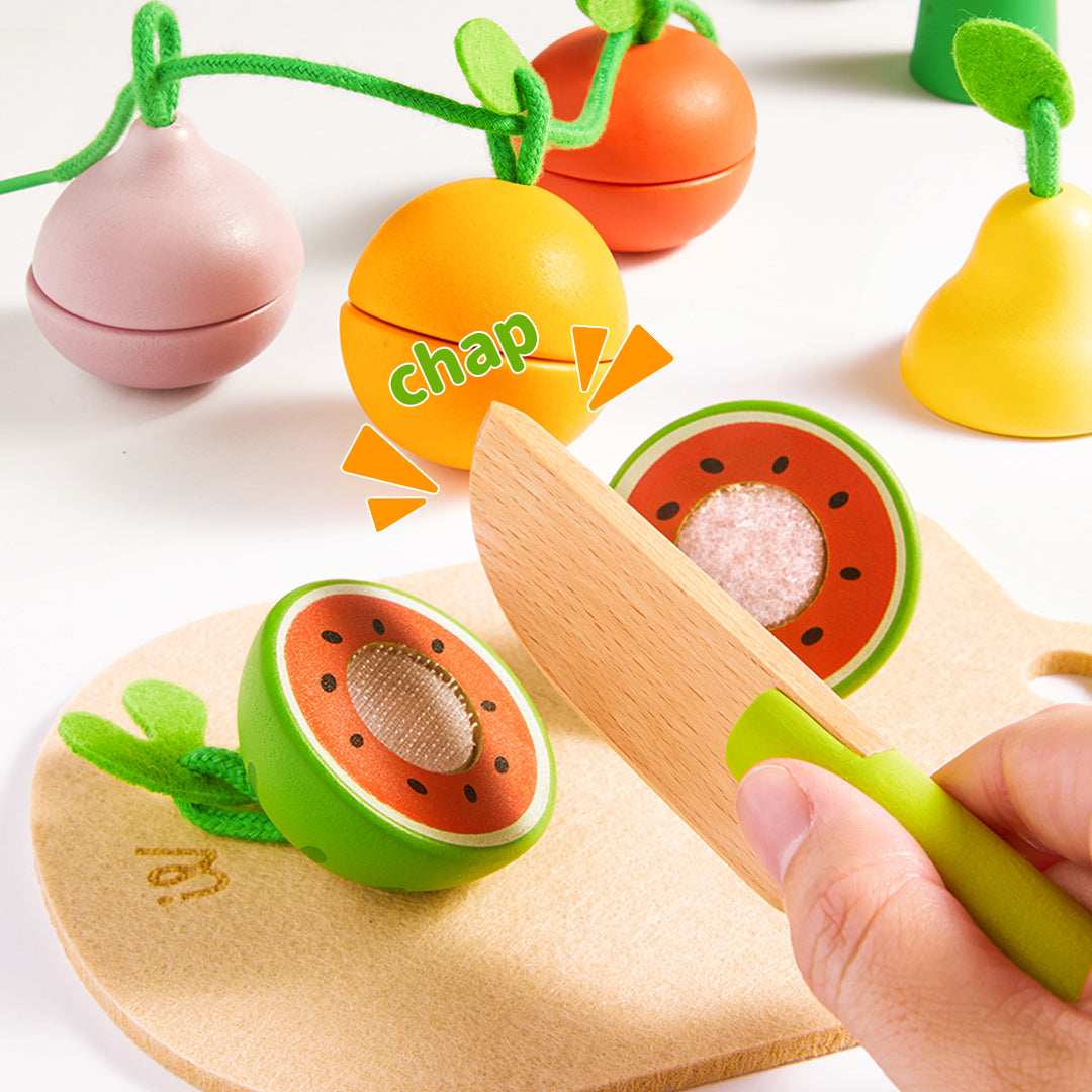 Fun Wooden Chopping Set: Delicious Fruits and Vegetables