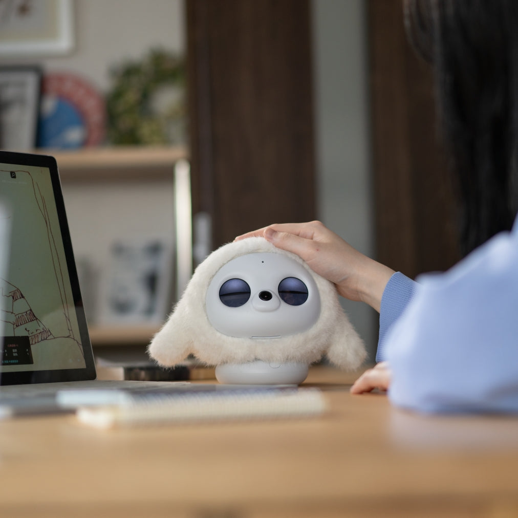 ropet™ KAMOMO - Interactive AI Plush Robot Pet & Emotional Comfort Companion
