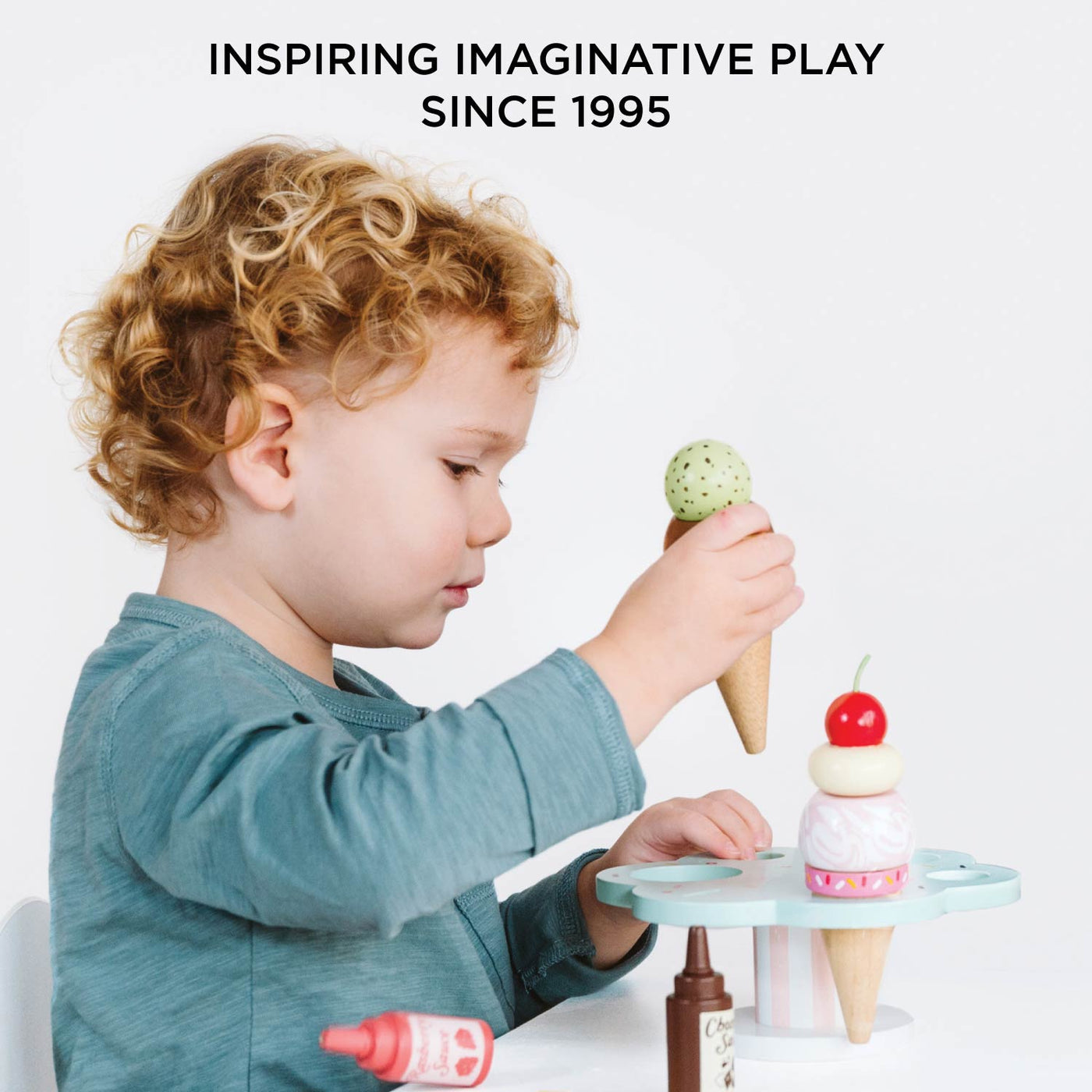 Le Toy Van Wooden Ice Cream Stand & Toppings