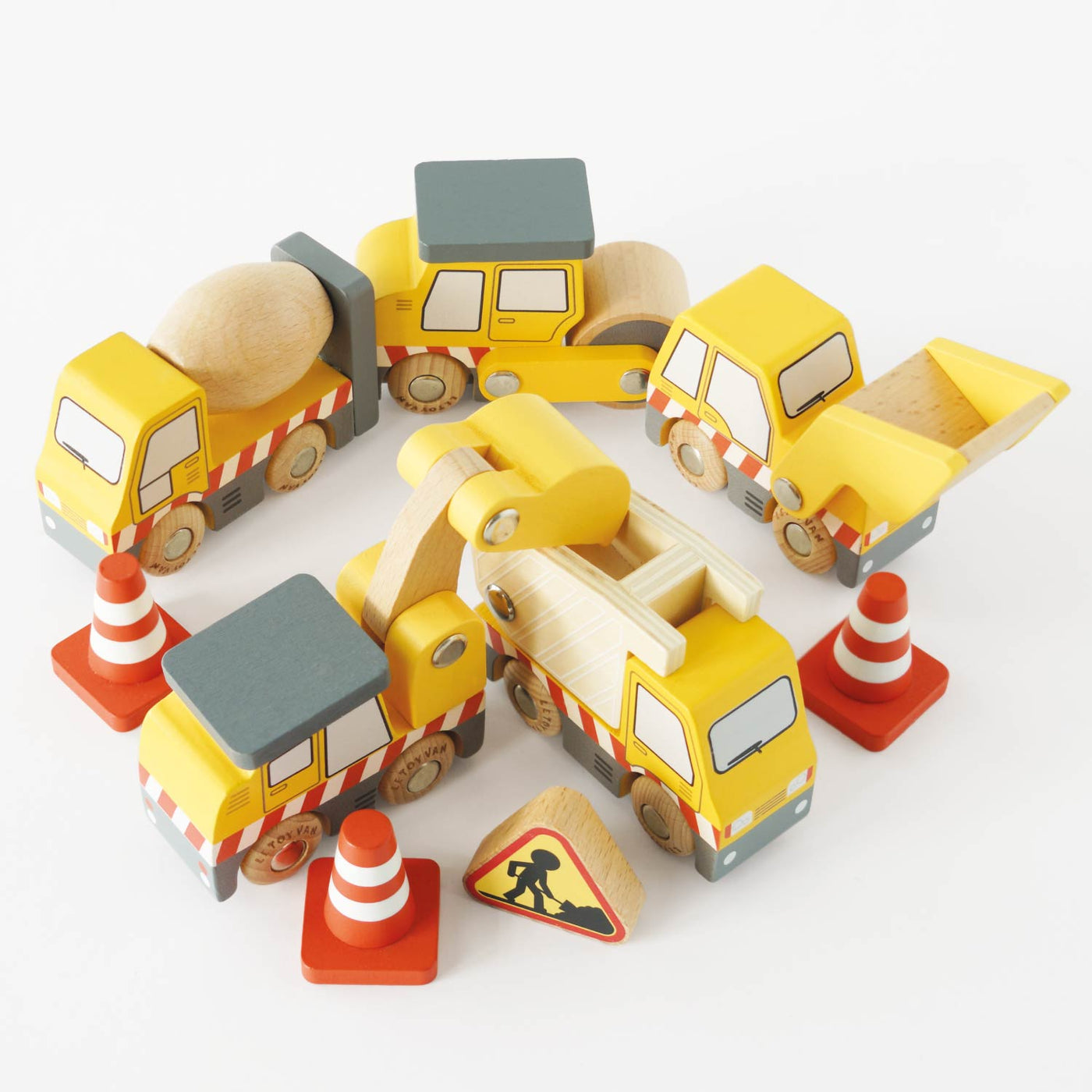 Le Toy Van Construction Toy Cars, Trucks & Diggers