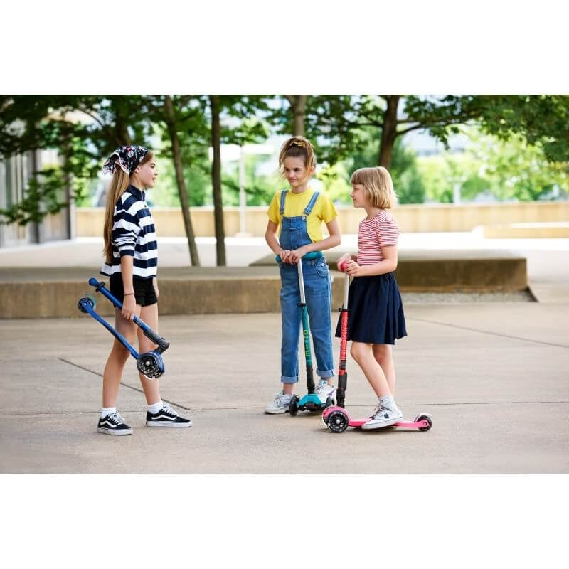 Micro Scooter Maxi Deluxe Foldable - LED – image 5