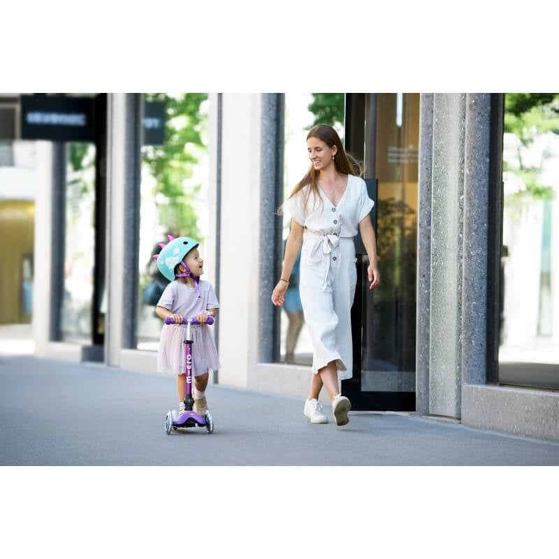 Micro Scooter Mini Deluxe Foldable LED – image 2