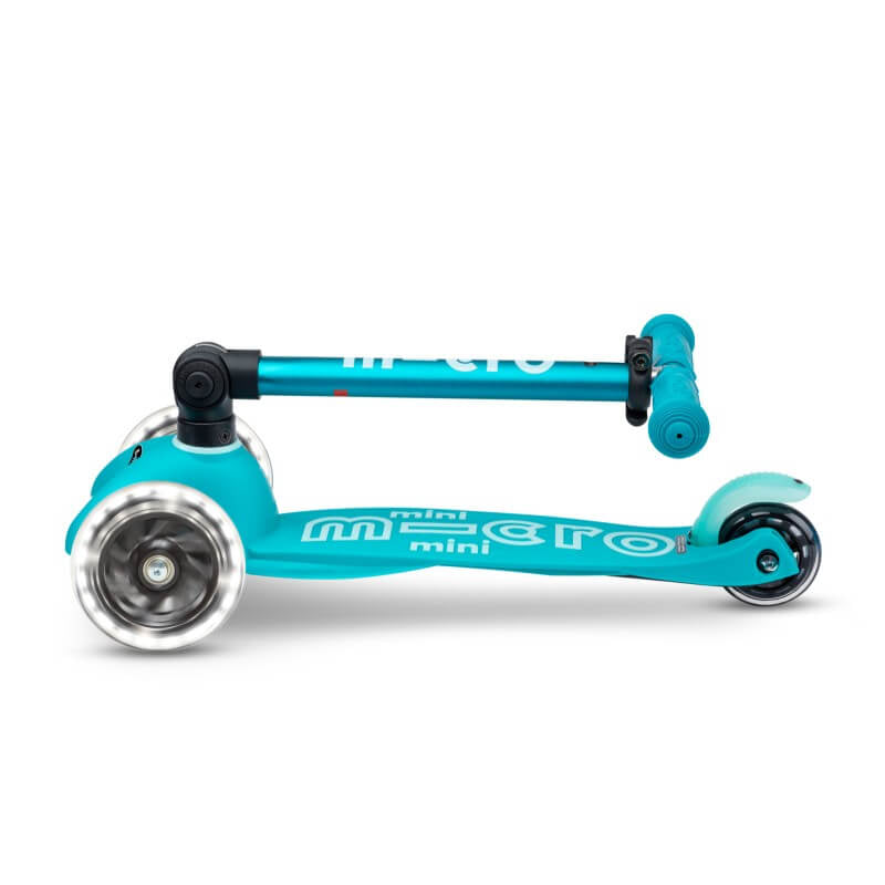Micro Scooter Mini Deluxe Foldable LED – image 7