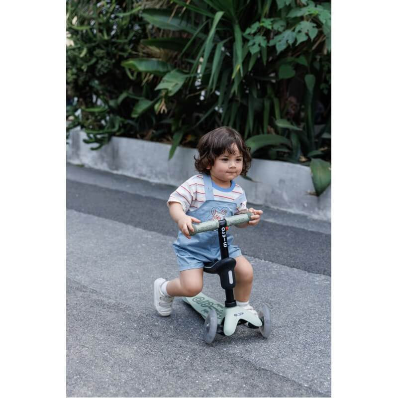 Micro Scooter Mini2Grow Deluxe LED 2.0 – image 7